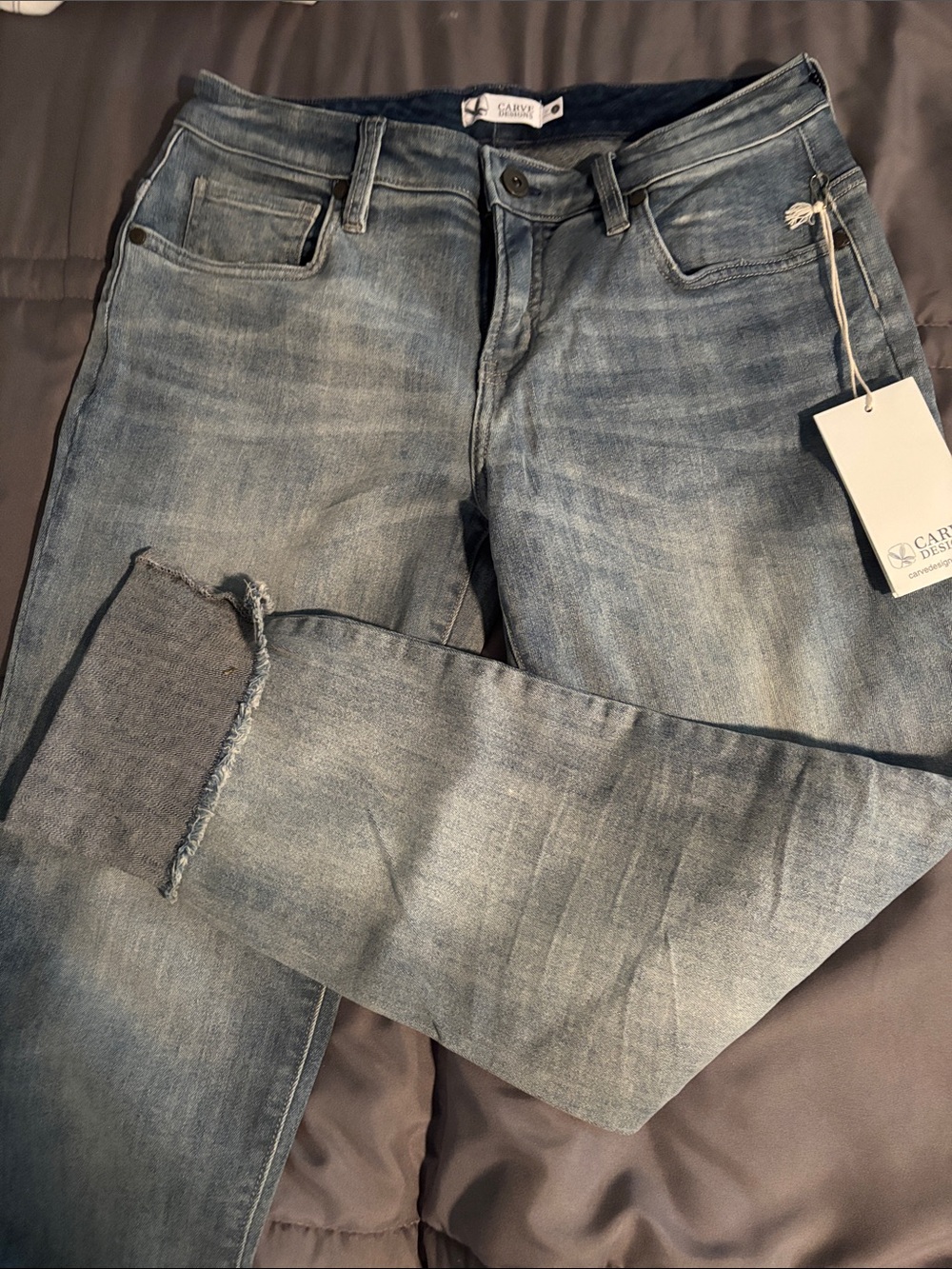 Carve Designs Light Wash Cropped Jeans with Cuffed Ankles